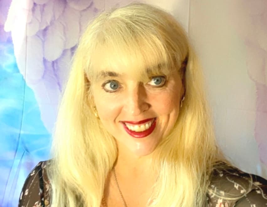 Shannon Leischner, Certified Hypnotherapist, Reiki Master, Life Coach — Spiritual Catalyst